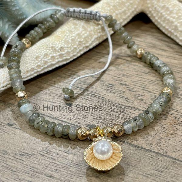 Labradorite Shell with Pearl Bracelet