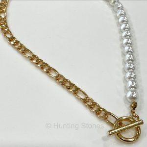 Gold Pearl Necklace