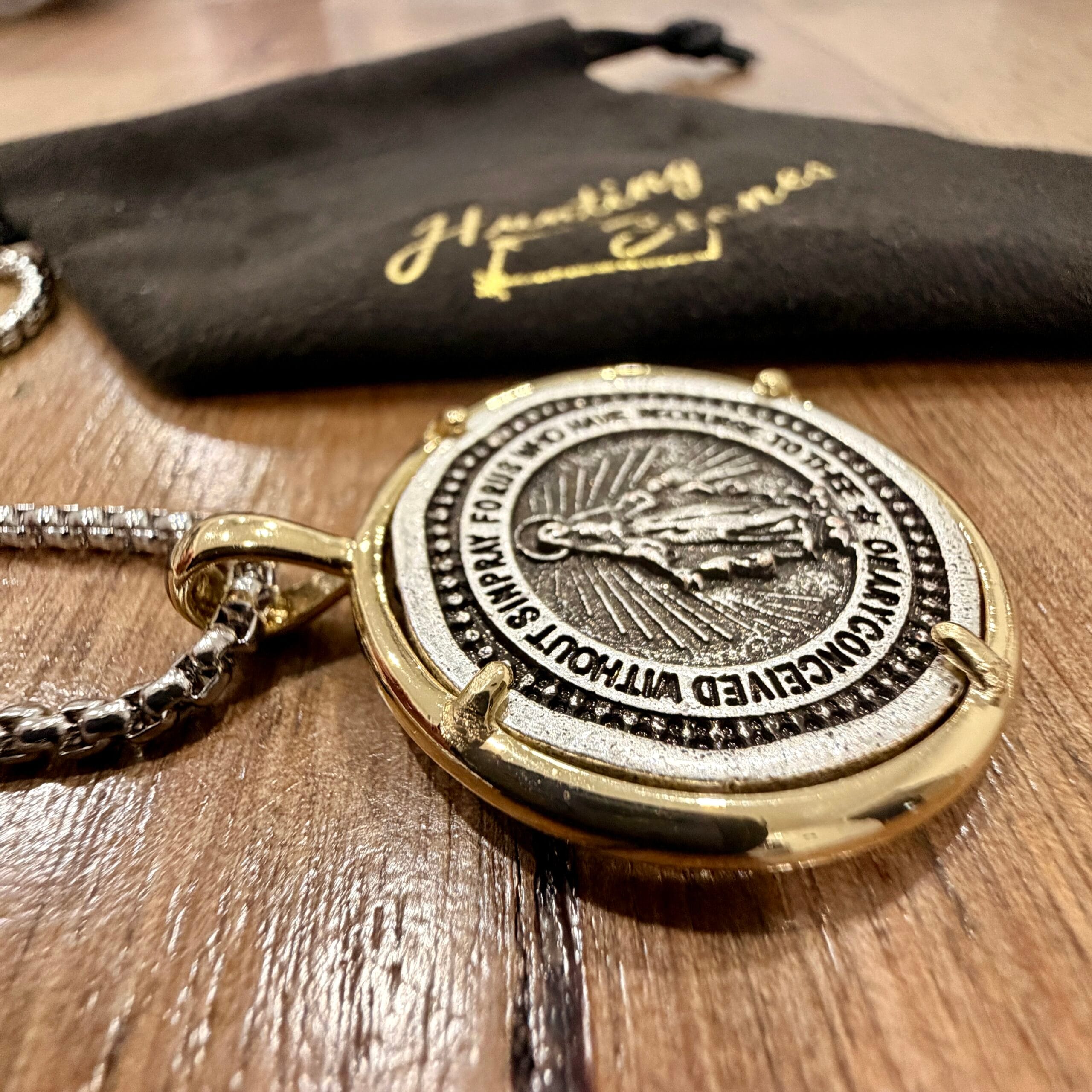 Unisex Virgin Mary Coin Necklace - Madonna Faith 30mm - Stainless Steel Chain