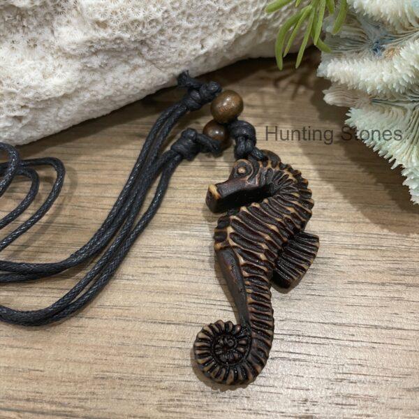 Unisex Seahorse Surfer Necklace