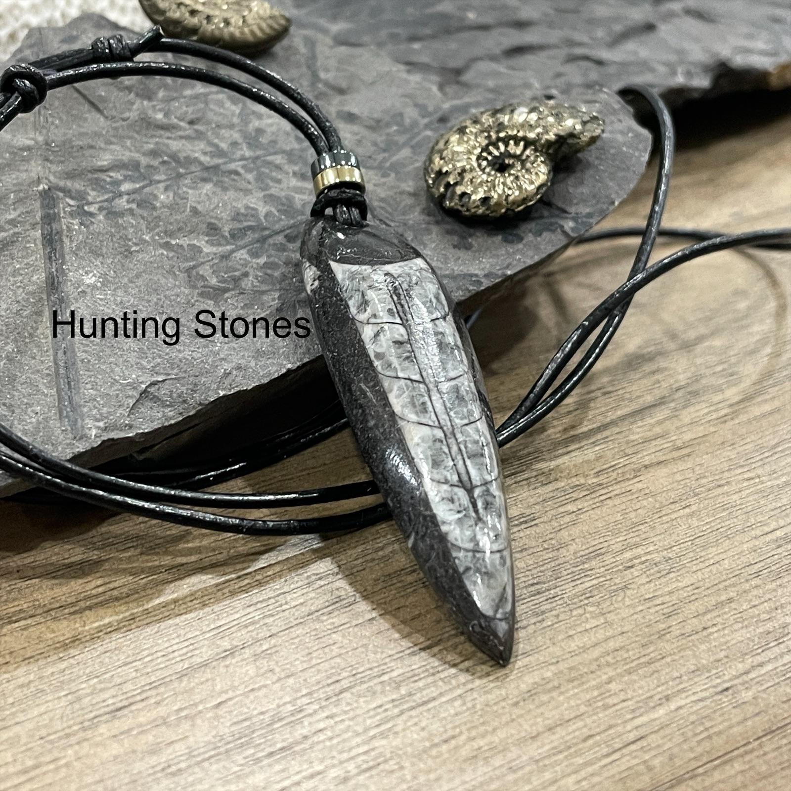Fossil arrow necklace deals