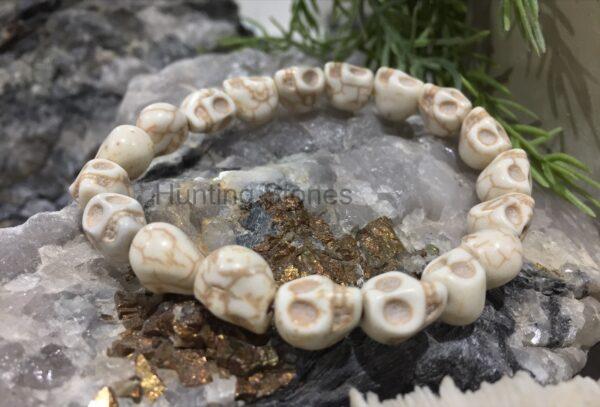 Unisex Natural Howlite Ivory Skull bracelet