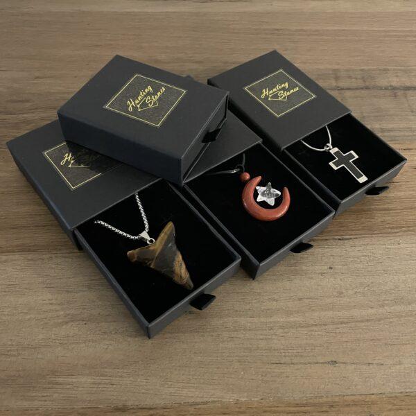 Hunting Stones Quality Black Gift Box (B) 7 x 9 x 2.5cm