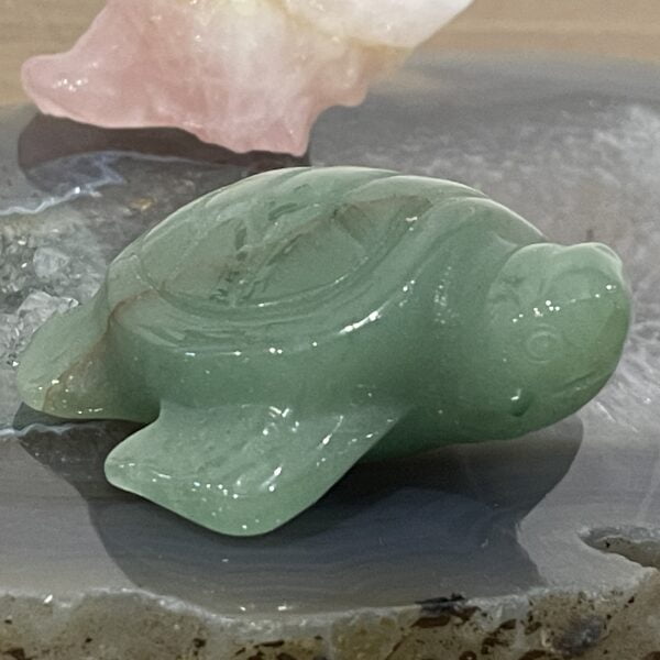 Beautiful Green Aventurine Turtle - 62mm 01
