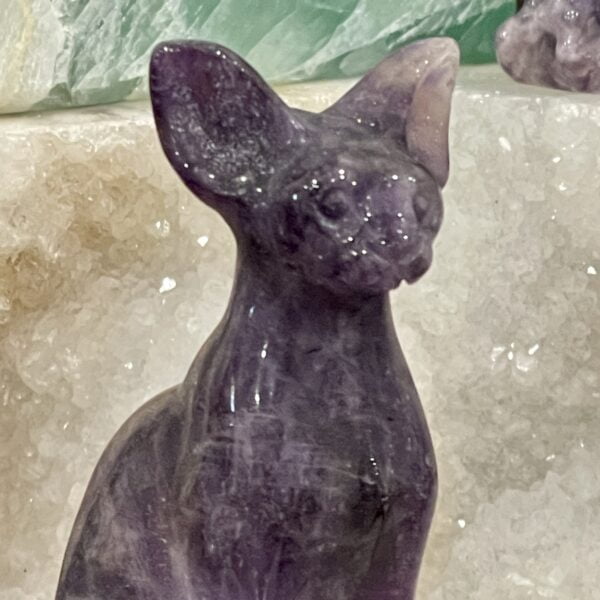 Beautiful Amethyst Crystal Egyptian Cat Statue - Sphinx 82mm 01