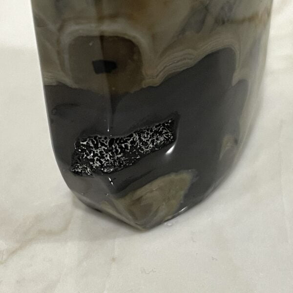 Beautiful Volcanic Agate Crystal Point - 8.1cm 04