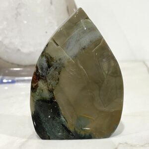 Beautiful Volcanic Agate Crystal Point - 7.4cm 02