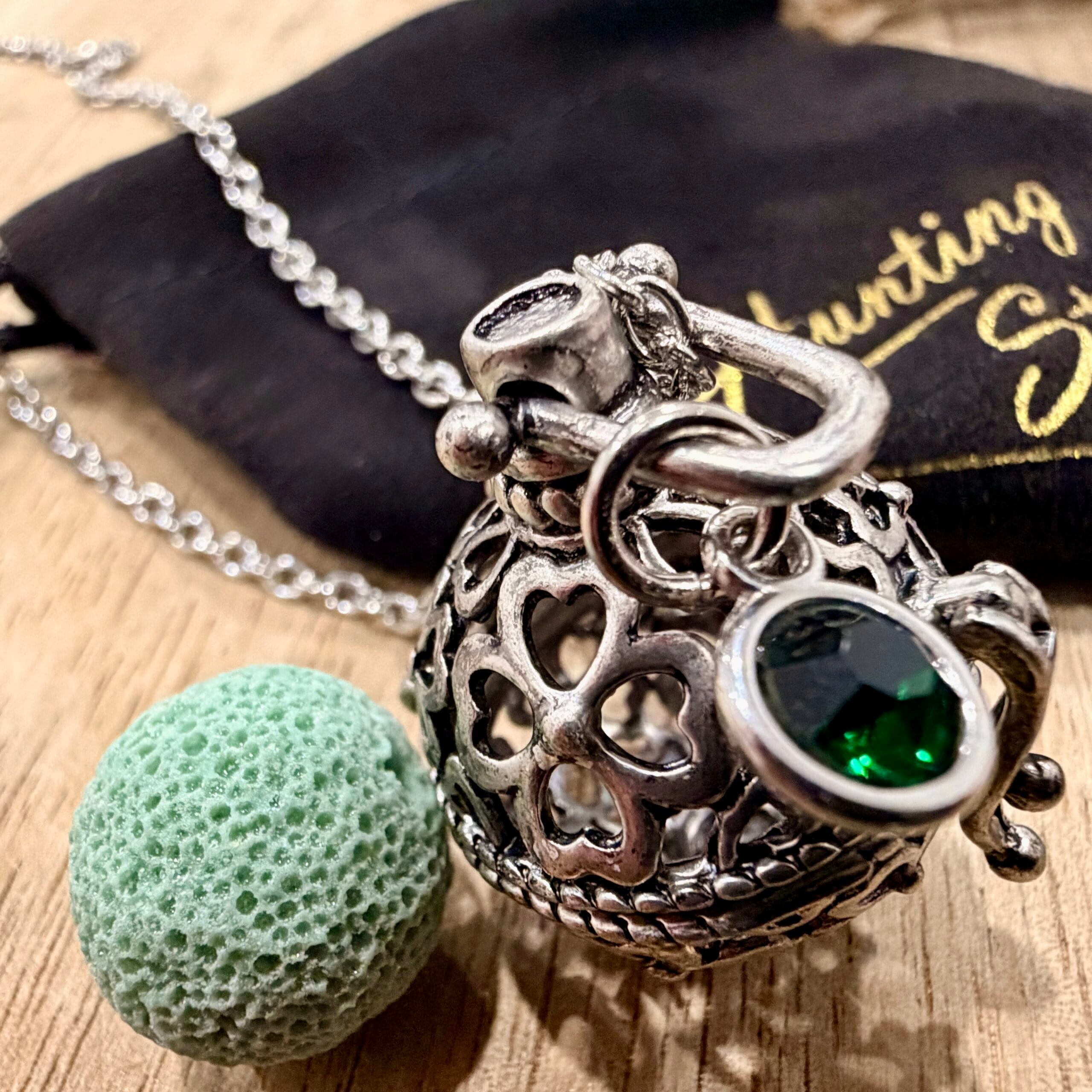 Vintage Silver Lucky Clover Crystal Locket Necklace * Aromatherapy Essential Oil