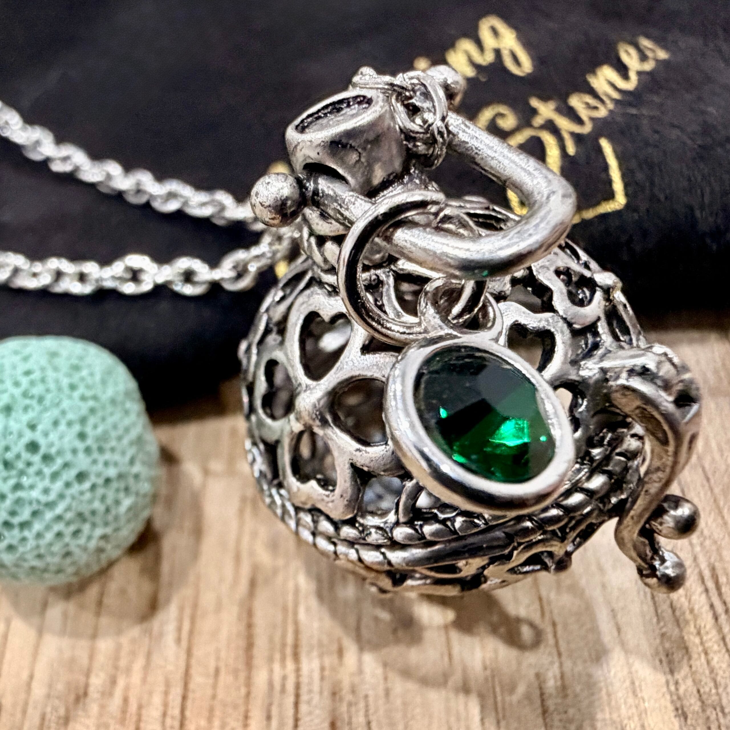 Vintage Silver Lucky Clover Crystal Locket Necklace * Aromatherapy Essential Oil